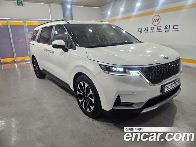 Kia Carnival 9-Seater Prestige — пробег 155 000 км — фото 2 из 5