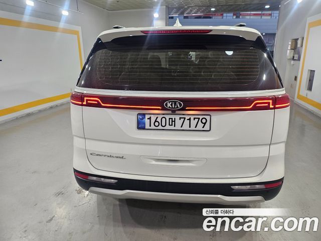 Kia Carnival 9-Seater Prestige — пробег 155 000 км — фото 5 из 5