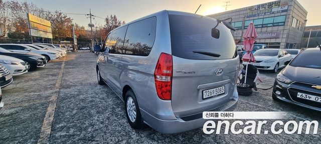 Hyundai Starex 12-Seater Wagon Smart — пробег 137 538 км — фото 5 из 5