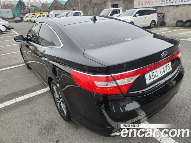 Hyundai Grandeur HG240 Modern — пробег 207 459 км — фото 2 из 5