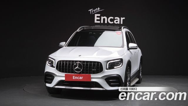 Mercedes-Benz GLB-Class AMG GLB35 4MATIC — пробег 20 840 км — фото 3 из 5