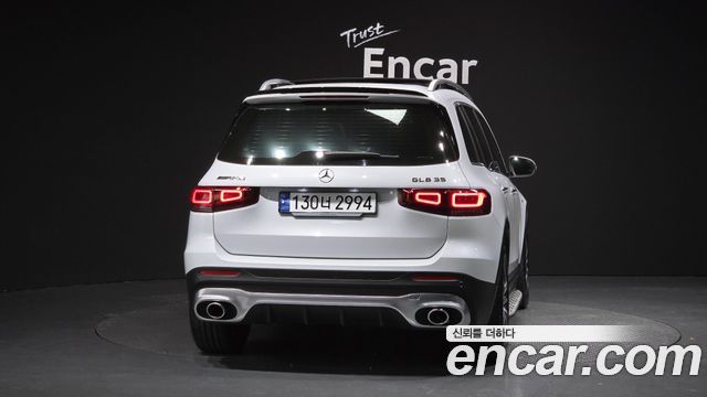Mercedes-Benz GLB-Class AMG GLB35 4MATIC — пробег 20 840 км — фото 4 из 5