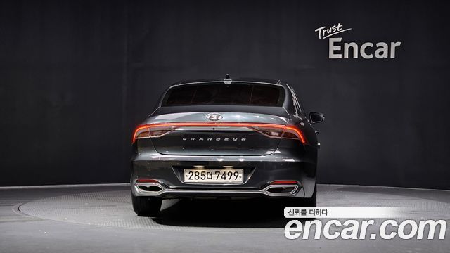 Hyundai Grandeur из Кореи Encar