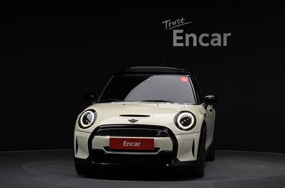 Mini Cooper 5Door Classic Third Generation — пробег 15 057 км — фото 3 из 5