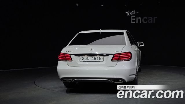Mercedes-Benz E-Class из Кореи Encar