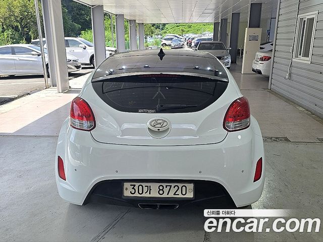 Hyundai Veloster DCT Pack — пробег 106 364 км — фото 5 из 5