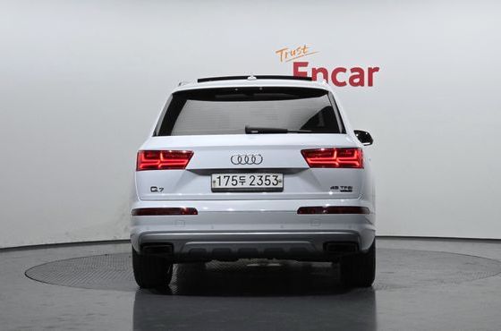 Audi Q7 45 TFSI Quattro — пробег 90 171 км — фото 4 из 5