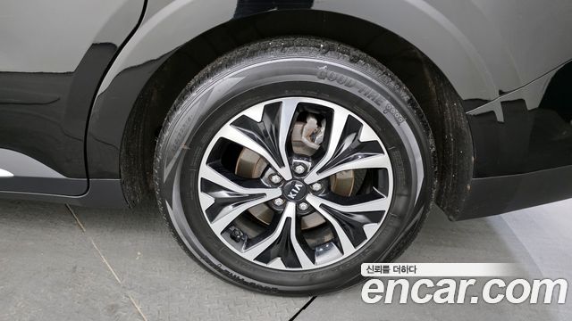 Kia Carnival 9-Seater Signature — пробег 147 285 км — фото 5 из 5