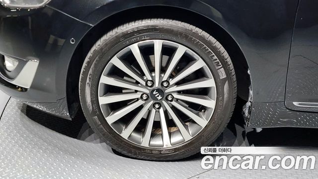 Kia K7 из Кореи Encar