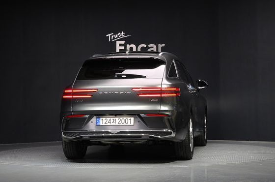 Genesis GV70 2.5T Gasoline AWD — пробег 19 570 км — фото 4 из 5