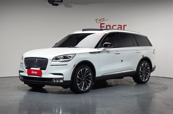 Lincoln Aviator 3.0 Reserve AWD — пробег 22 359 км — фото 1 из 5