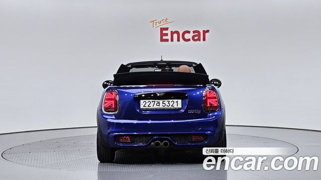 Mini Cooper Convertible Standard 3rd Generation — пробег 106 142 км — фото 4 из 5