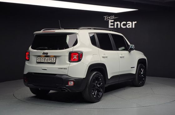 Jeep Renegade 1.3 Limited — пробег 48 942 км — фото 2 из 5