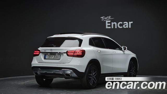 Mercedes-Benz GLA-Class из Кореи Encar