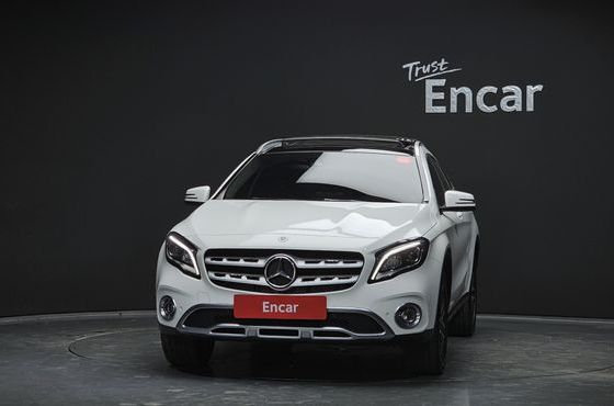 Mercedes-Benz GLA-Class GLA220 — пробег 67 235 км — фото 3 из 5