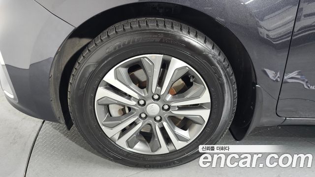 Kia Carnival 9-Seater Luxury — пробег 86 540 км — фото 5 из 5