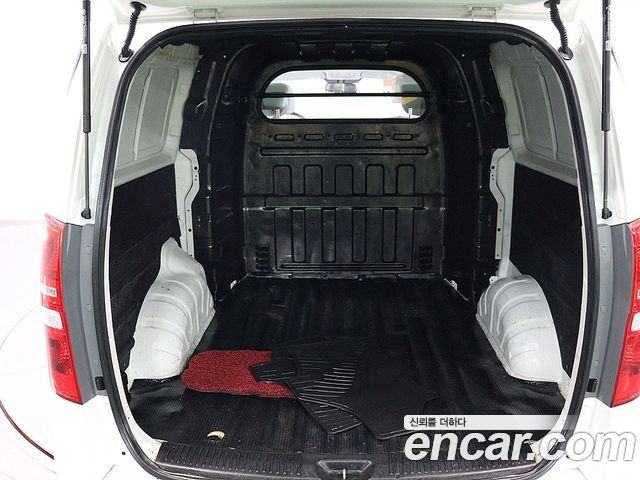 Hyundai Starex Van 5-Seater Smart — пробег 94 372 км — фото 5 из 5