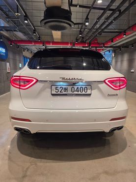 Maserati Levante 3.0 Diesel AWD Luxury — пробег 140 000 км — фото 4 из 5