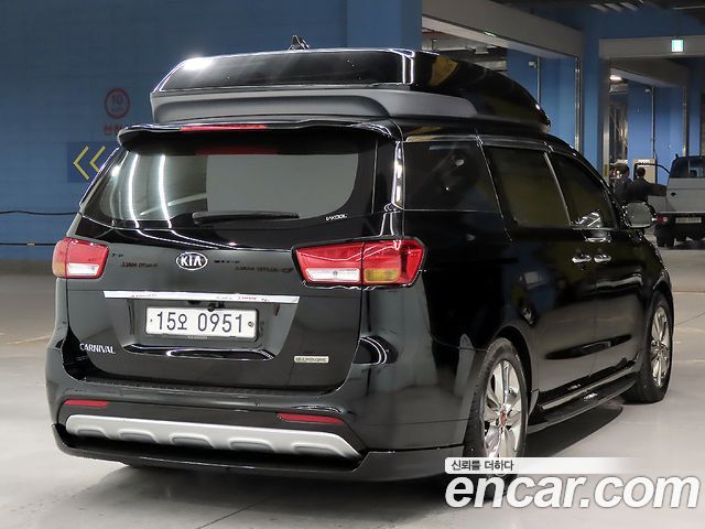 Kia Carnival из Кореи Encar