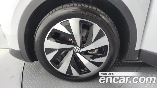 Volkswagen ID.4 Pro — пробег 56 060 км — фото 5 из 5
