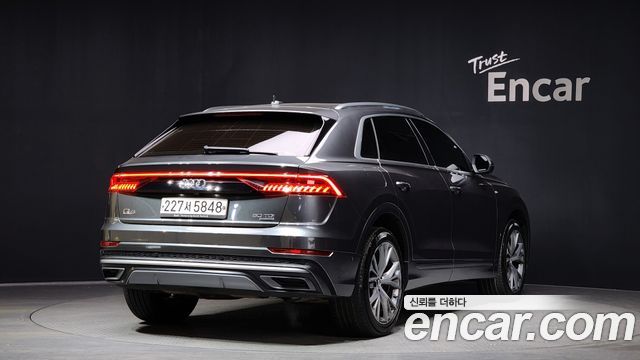 Audi Q8 из Кореи Encar
