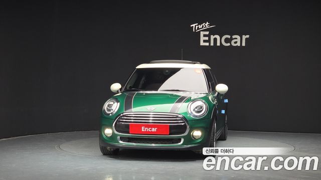 Mini Cooper 5Door 60th Edition 3rd — пробег 65 927 км — фото 3 из 5