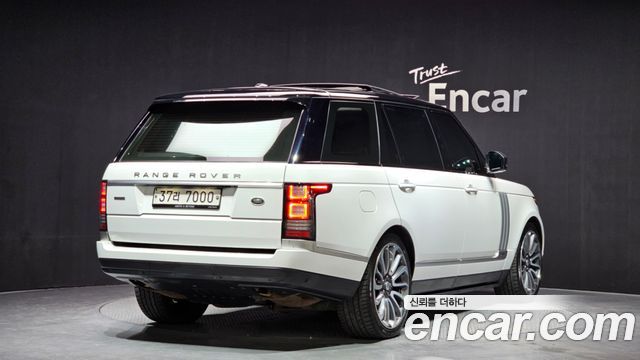 Land Rover Range Rover 4.4 SDV8 AB LWB DIESEL — пробег 99 729 км — фото 2 из 5