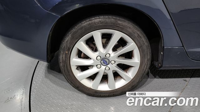Volvo V60 из Кореи Encar