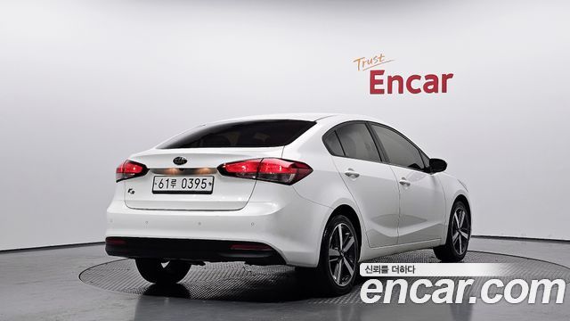 Kia K3 из Кореи Encar