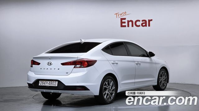 Hyundai AVANTE из Кореи Encar
