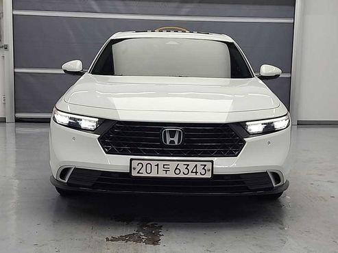 Honda Accord 2.0 Hybrid Touring — пробег 27 865 км — фото 2 из 5