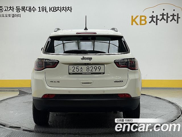 Jeep Compass 2.4 Longitude AWD — пробег 58 400 км — фото 4 из 5