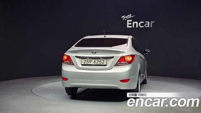 Hyundai Accent из Кореи Encar