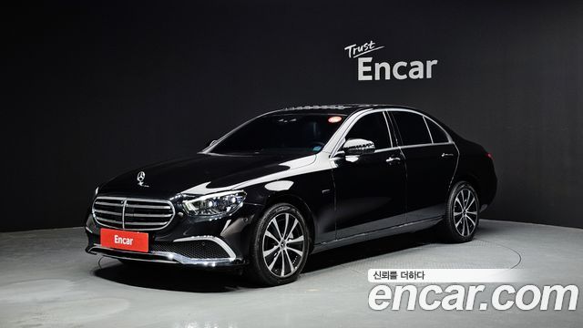 Mercedes-Benz E-Class E300e 4MATIC Exclusive — пробег 85 012 км — фото 1 из 5