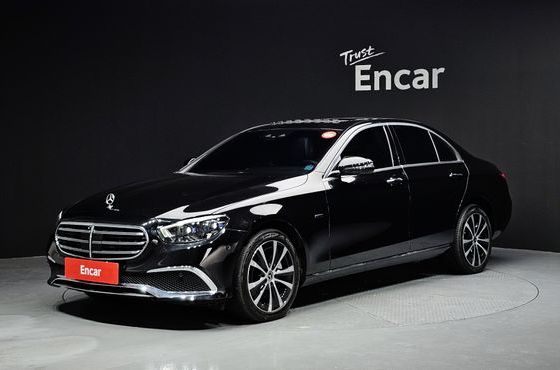 Mercedes-Benz E-Class E300e 4MATIC Exclusive — пробег 85 012 км — фото 1 из 5