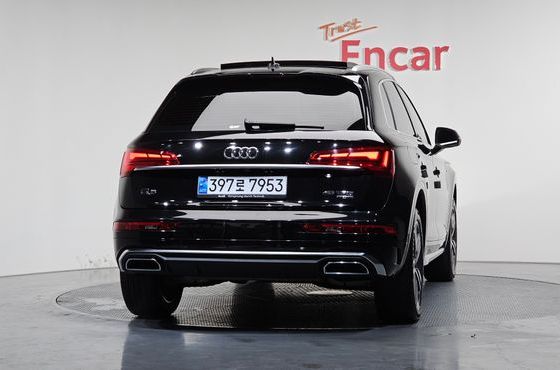 Audi Q5 45 TFSI Quattro Premium — пробег 71 965 км — фото 4 из 5