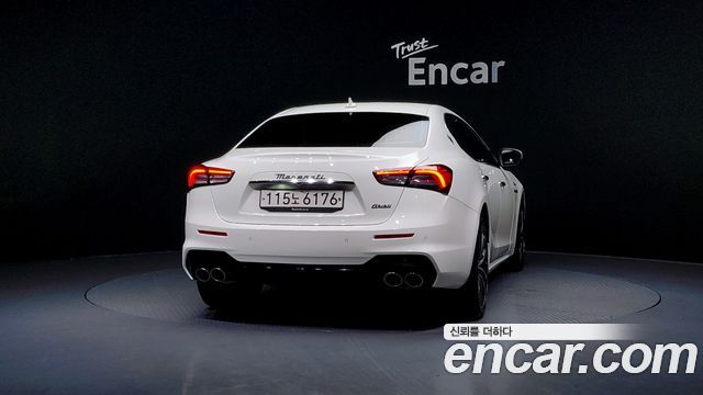 Maserati Ghibli из Кореи Encar