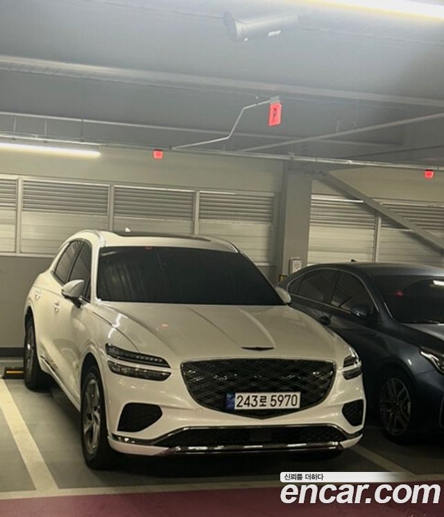 Genesis GV70 2.5T Gasoline AWD — пробег 9 600 км — фото 1 из 3