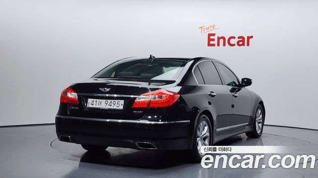 Hyundai Genesis из Кореи Encar