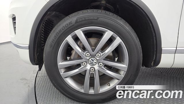 Volkswagen Touareg из Кореи Encar