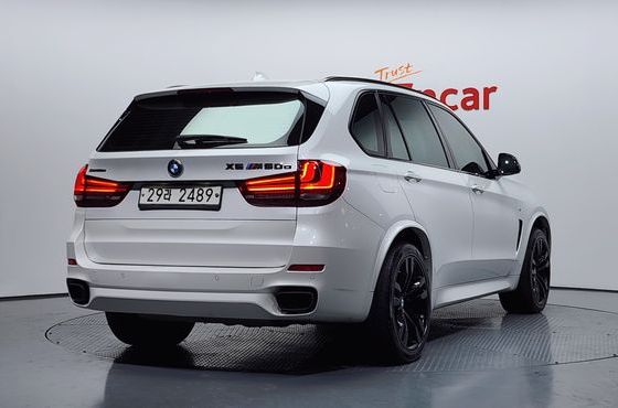BMW X5 xDrive M50d — пробег 123 129 км — фото 2 из 5