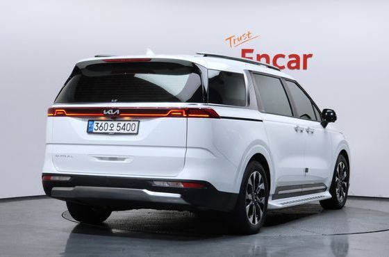Kia Carnival 7-Seater Signature — пробег 59 111 км — фото 2 из 5