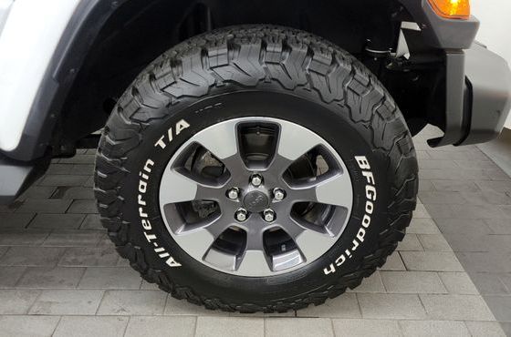 Jeep Wrangler 2.0 Overland Power Top 4Door — пробег 98 755 км — фото 5 из 5