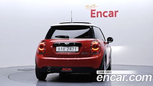 Mini Cooper Standard 3rd — пробег 167 587 км — фото 4 из 5