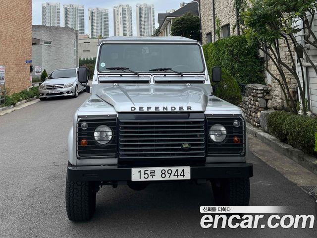 Land Rover Defender 90 — пробег 130 000 км — фото 3 из 5
