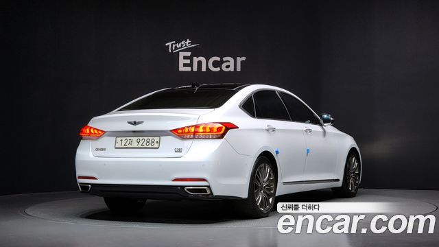 Hyundai Genesis из Кореи Encar