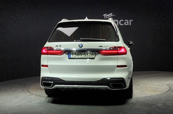 BMW X7 xDrive 40i M Sport 6STR — пробег 135 909 км — фото 4 из 5