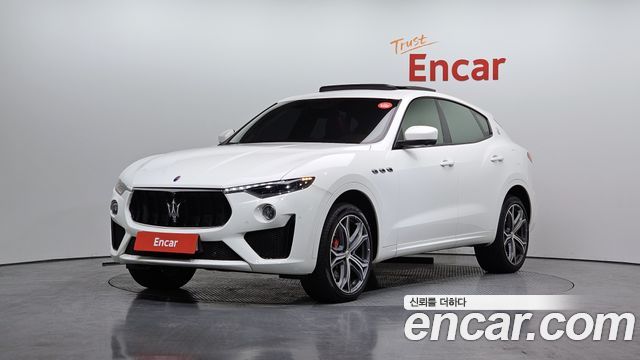 Maserati Levante из Кореи Encar