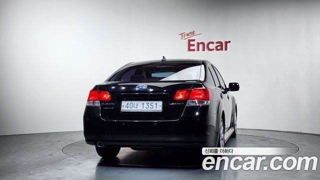 Subaru Legacy 2.5i Special Edition — пробег 183 958 км — фото 4 из 5