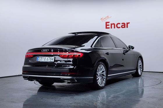Audi A8 55 TFSI Quattro LWB — пробег 62 306 км — фото 2 из 5